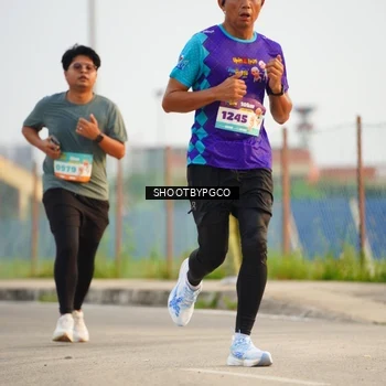 Runner Photo 8262706