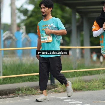Runner Photo 8262759