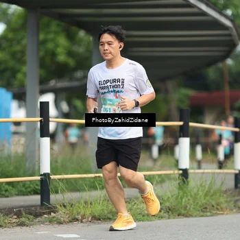 Runner Photo 8262910