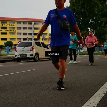 Runner Photo 8263000