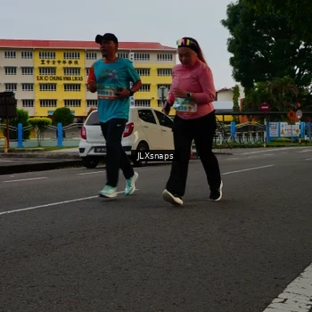 Runner Photo 8263008