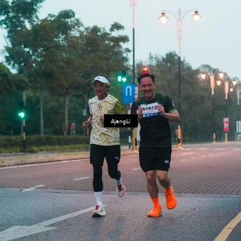 Runner Photo 8263018
