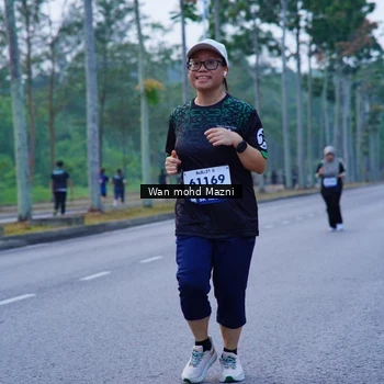 Runner Photo 8263030