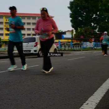 Runner Photo 8263039