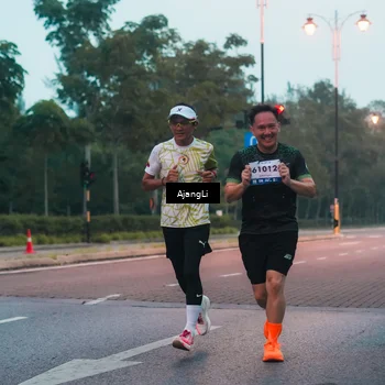 Runner Photo 8263041