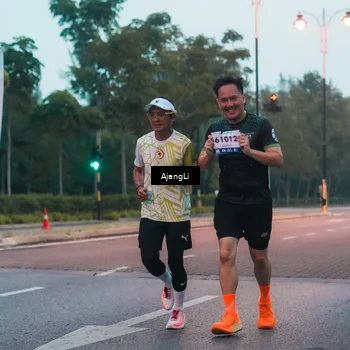 Runner Photo 8263052