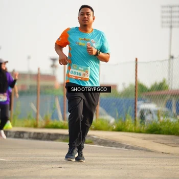 Runner Photo 8263072