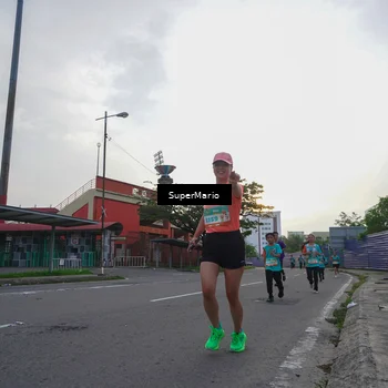 Runner Photo 8263077
