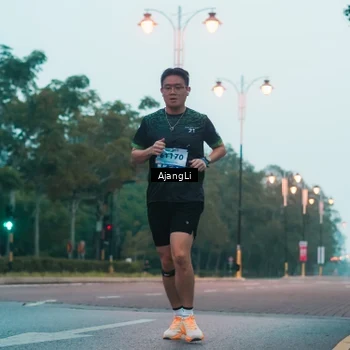 Runner Photo 8263097