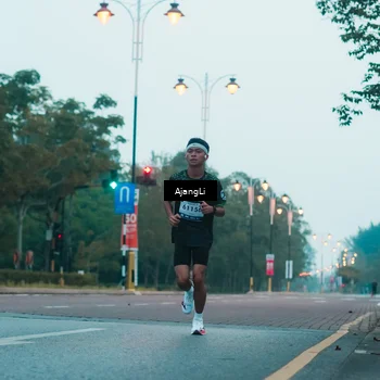 Runner Photo 8263214