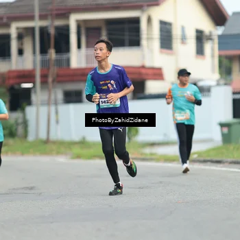 Runner Photo 8263284