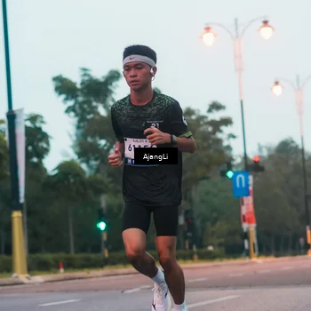 Runner Photo 8263298
