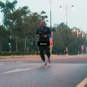 Runner Photo 8263315