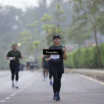 Runner Photo 8263343