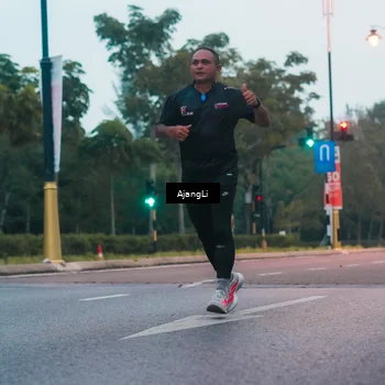 Runner Photo 8263344