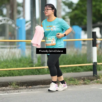 Runner Photo 8263376