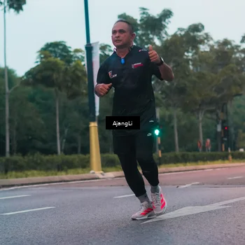 Runner Photo 8263390
