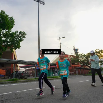 Runner Photo 8263431