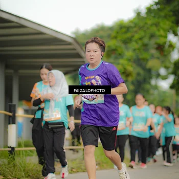 Runner Photo 8263476