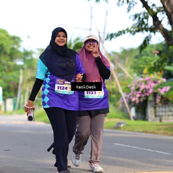 Runner Photo 8263535
