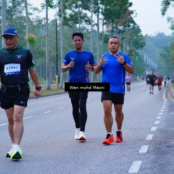 Runner Photo 8263540