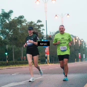 Runner Photo 8263565