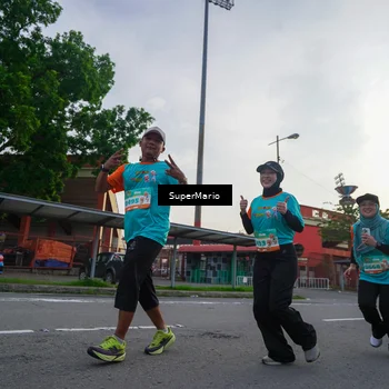 Runner Photo 8263576