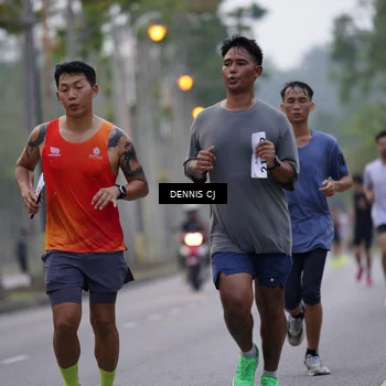 Runner Photo 8263637