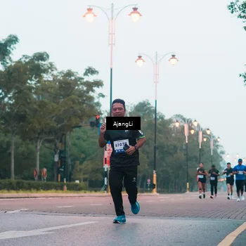 Runner Photo 8263678