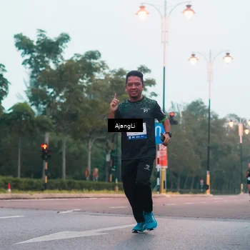 Runner Photo 8263706
