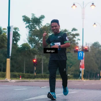 Runner Photo 8263713