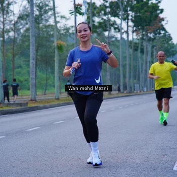 Runner Photo 8263783