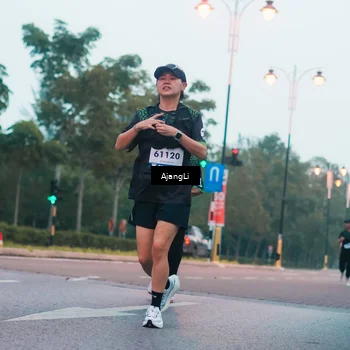 Runner Photo 8263837