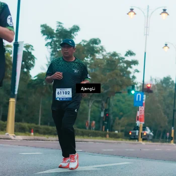 Runner Photo 8263884