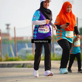 Runner Photo 8263996