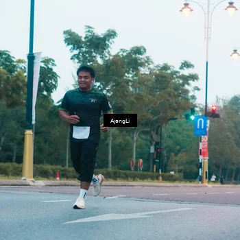 Runner Photo 8263997