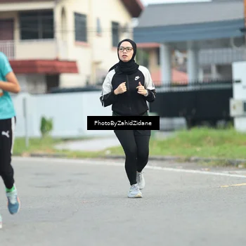 Runner Photo 8264009