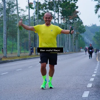 Runner Photo 8264015