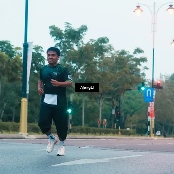 Runner Photo 8264021