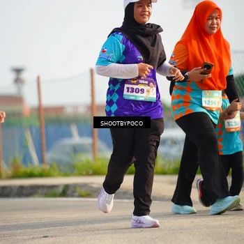 Runner Photo 8264031