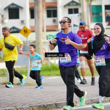 Runner Photo 8264054