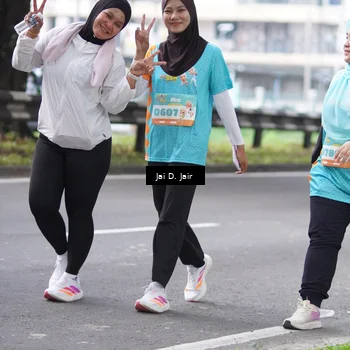 Runner Photo 8264062