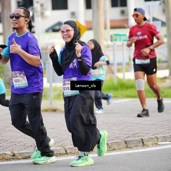 Runner Photo 8264075