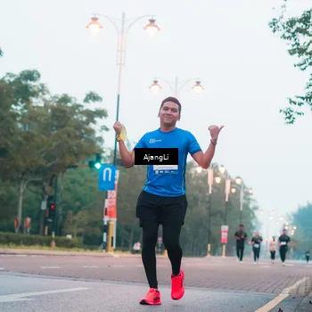 Runner Photo 8264076