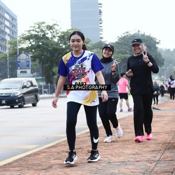 Runner Photo 8264086