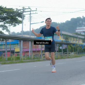 Runner Photo 8264089