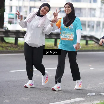Runner Photo 8264091