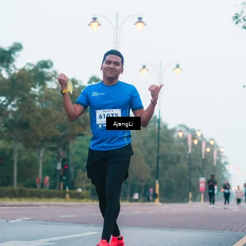 Runner Photo 8264117