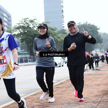 Runner Photo 8264120