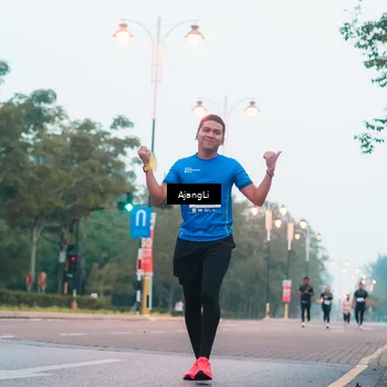 Runner Photo 8264122